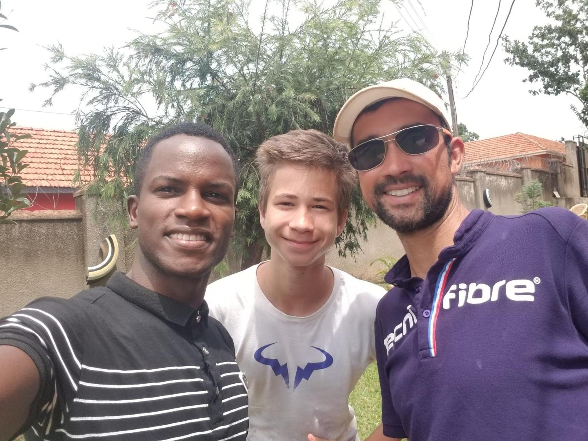 Tgs Homestay Kampala Buitenkant foto